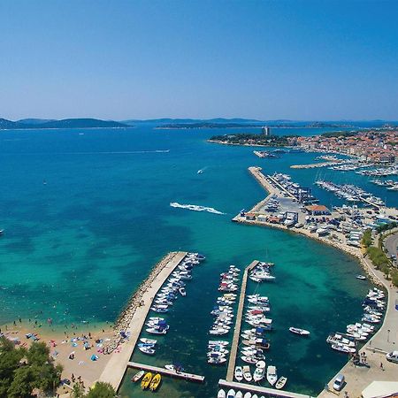 Gorgeous Apartment In Vodice With Kitchen Exterior foto